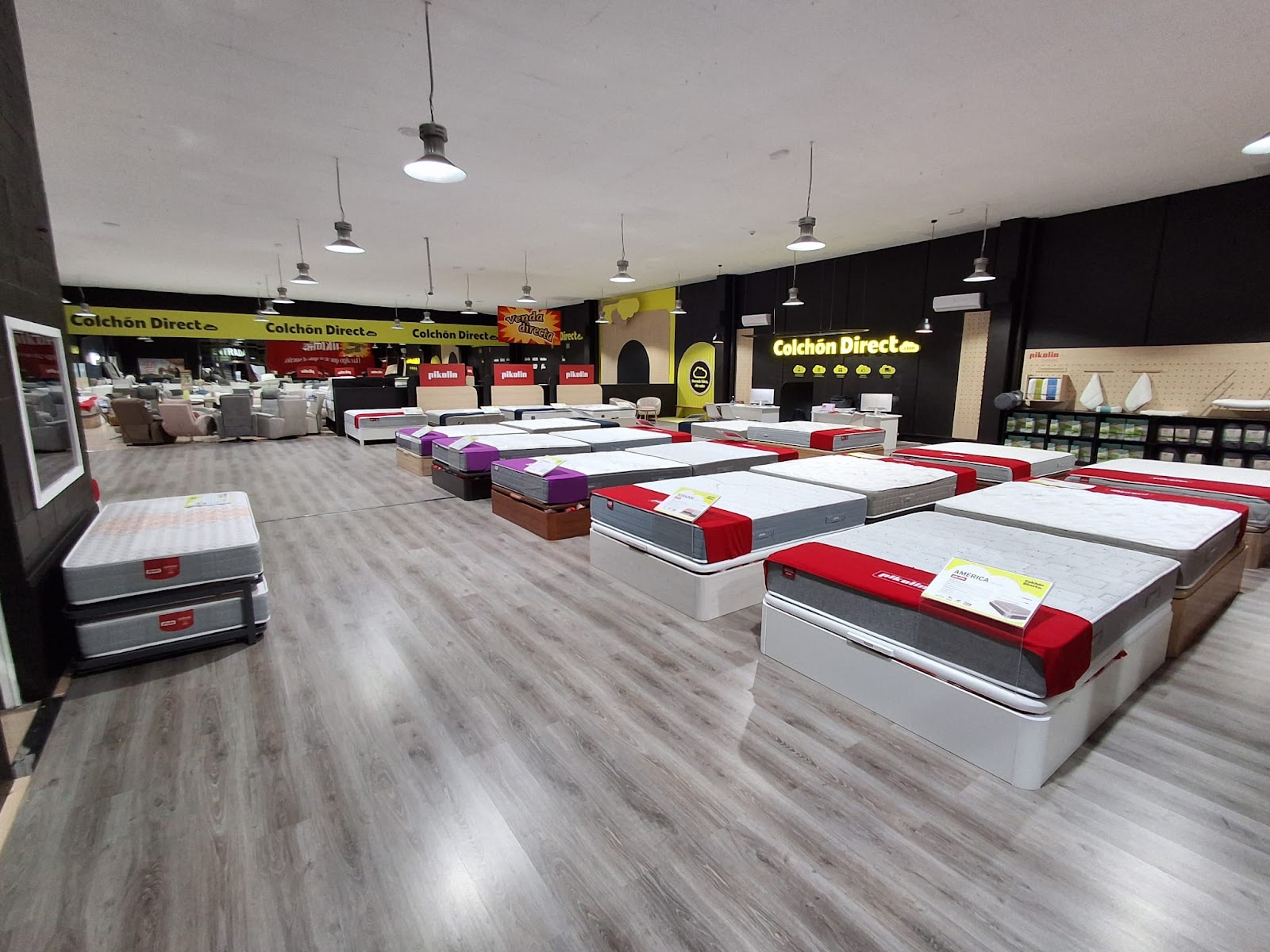 Tienda Colchón Direct Terrassa (foto 1)